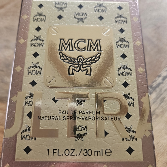 MCM Ultra Eau de Parfum 30ml - Picture 2 of 9